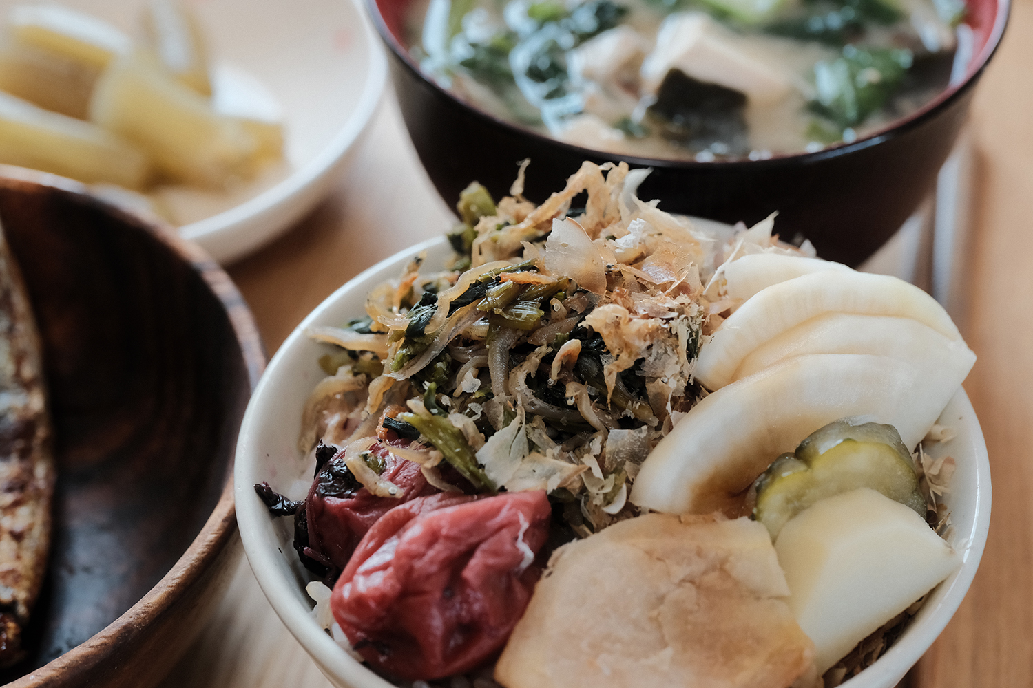 4毒抜き 玄米ごはん 自作ふりかけ 梅干し ぬか漬け