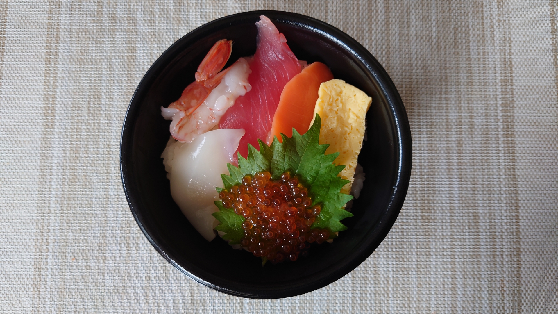 4毒抜き はま寿司 家族 回転寿司 海鮮丼