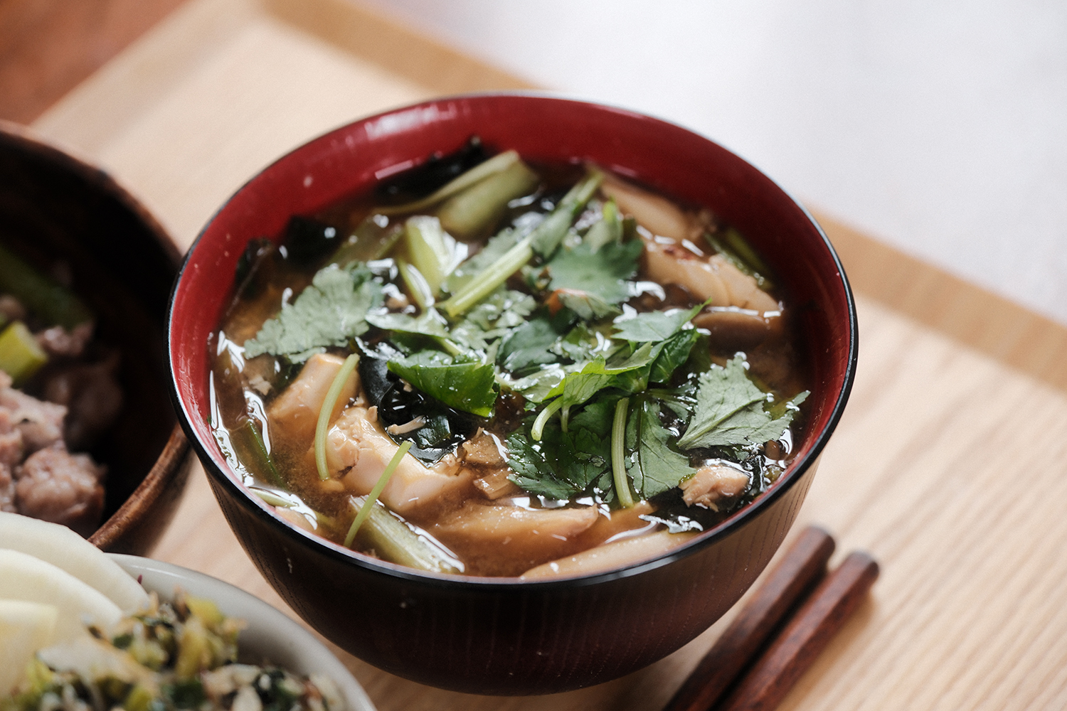 4毒抜き 具沢山味噌汁 八丁味噌 きのこたっぷり