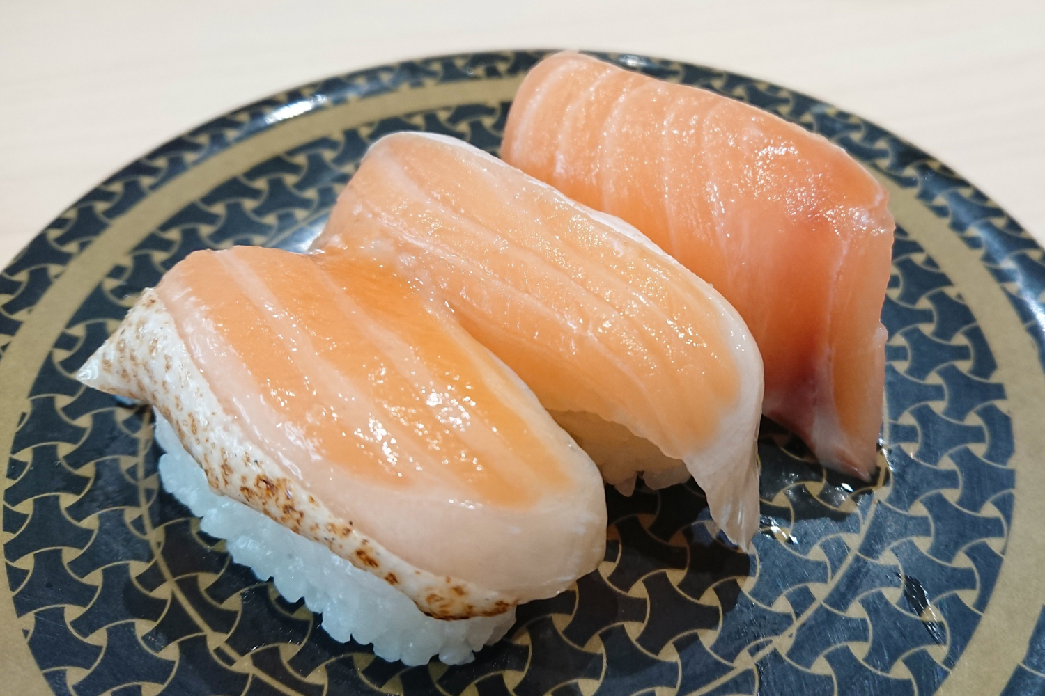 4毒抜き はま寿司 外観 回転寿司チェーン