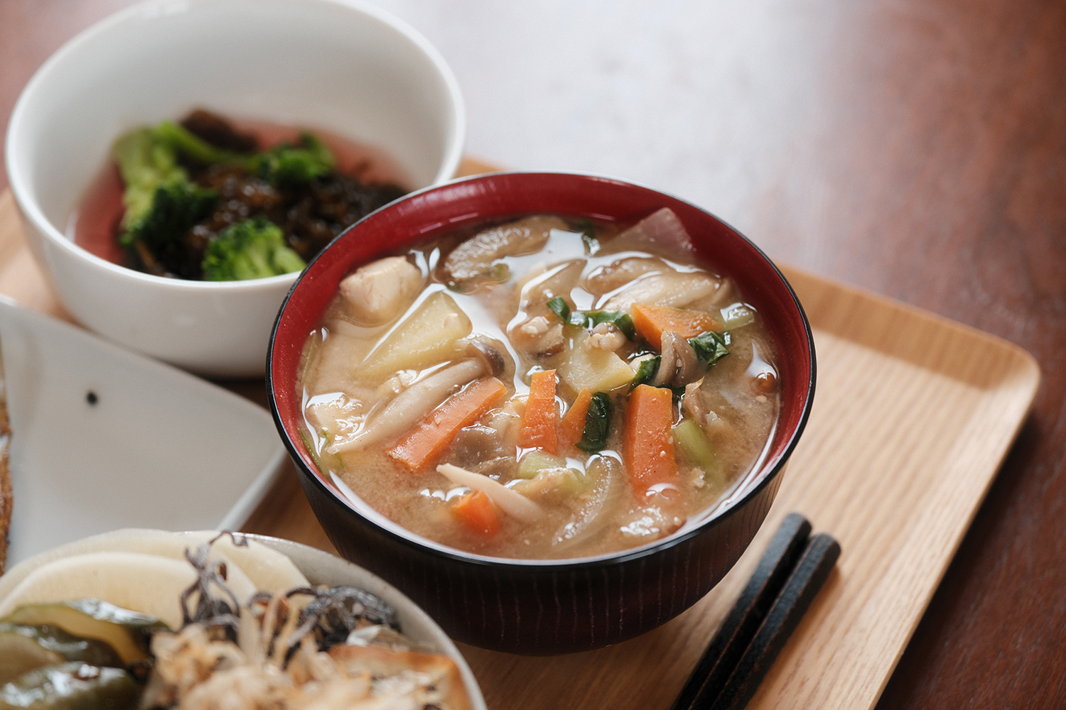 4毒抜き 具沢山味噌汁 根菜 きのこ