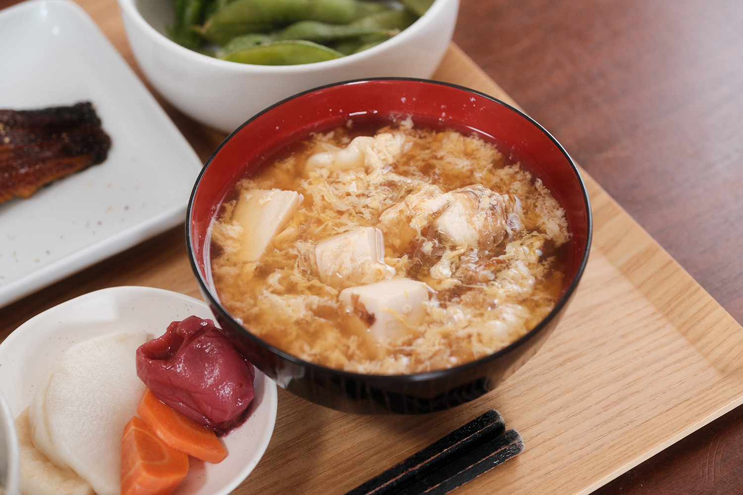 汁物は醤油ベース